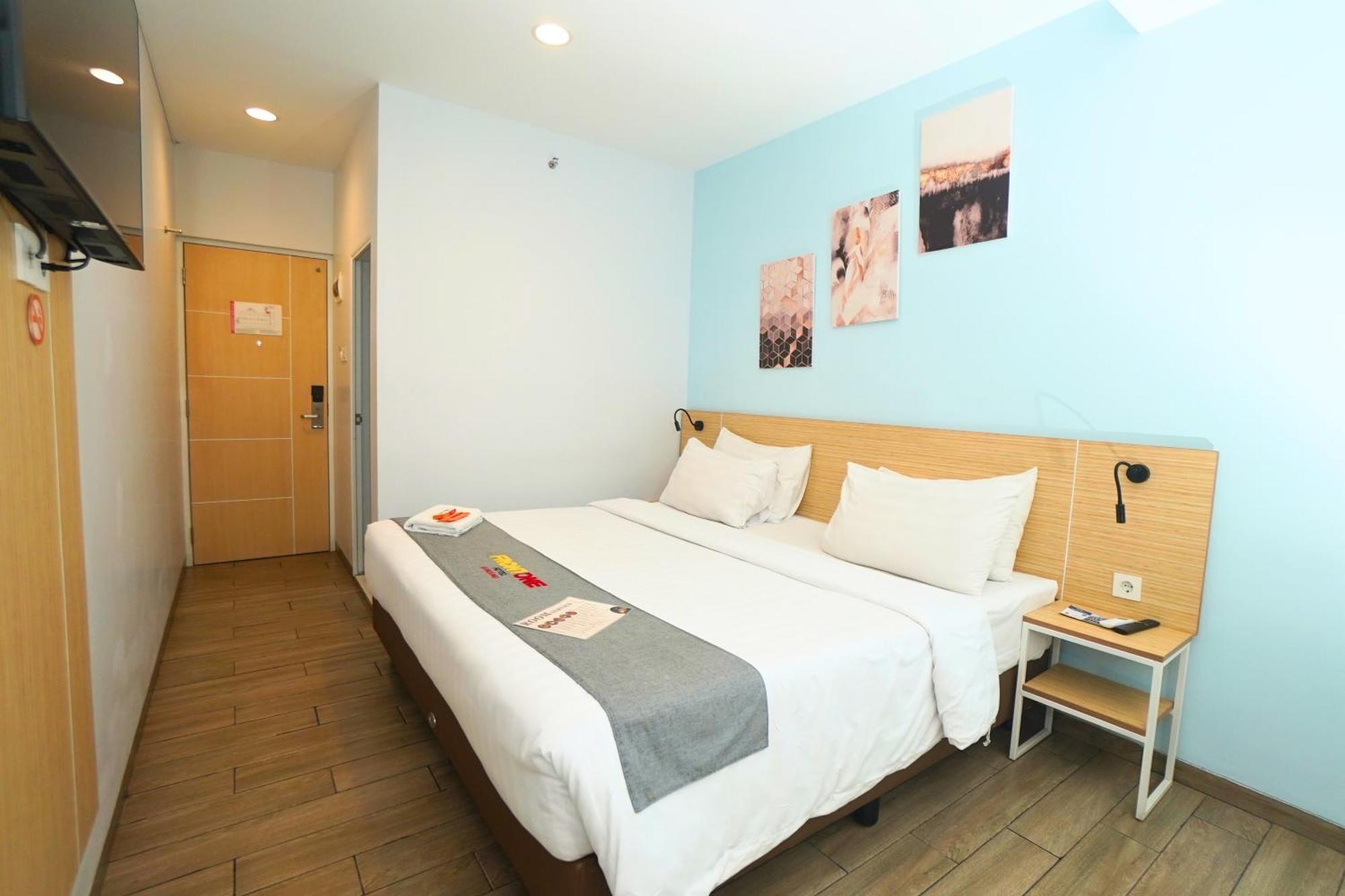 Front One Pasir Koja Hotel 3*