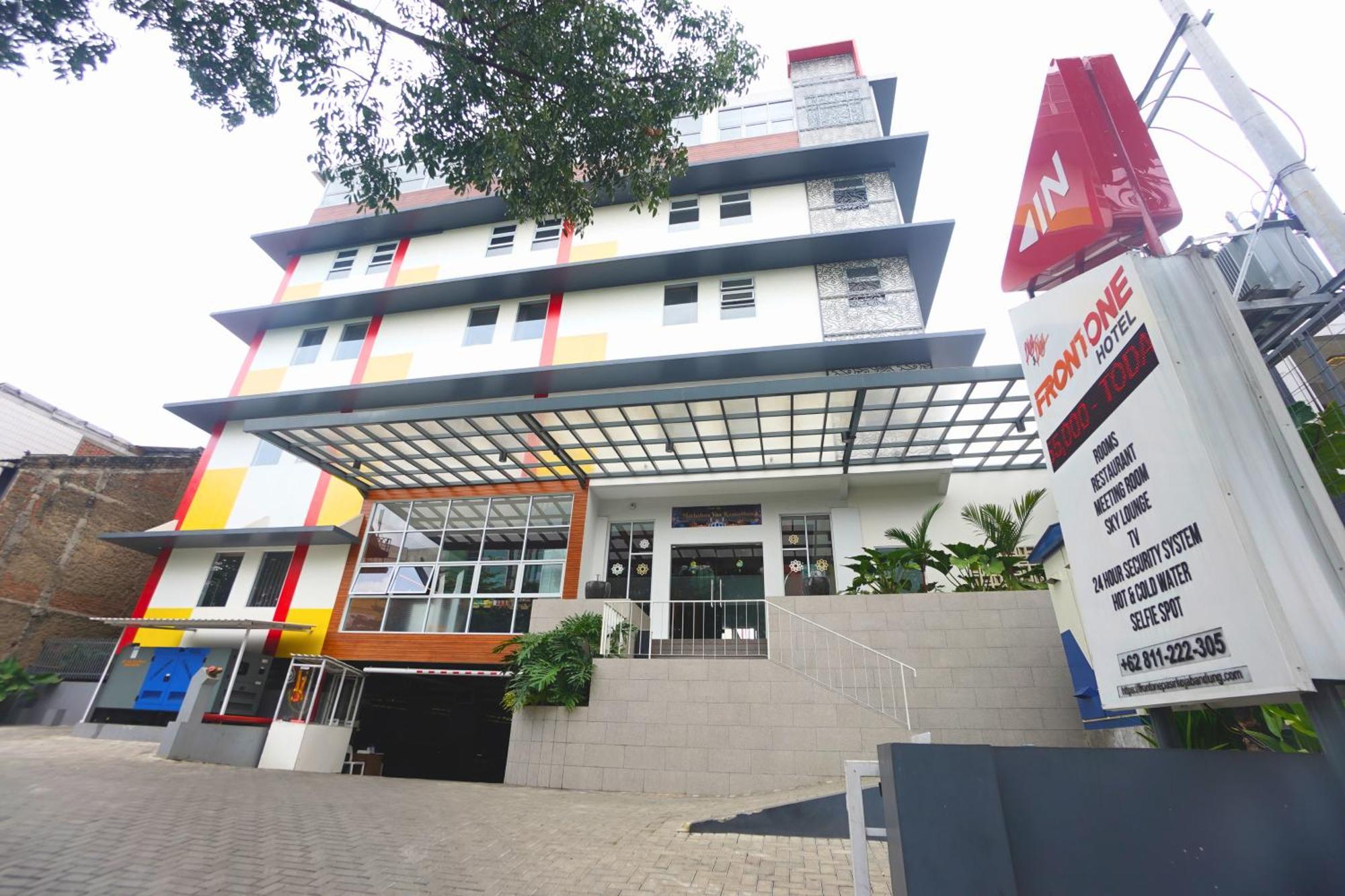 Hotel Front One Pasir Koja 3*