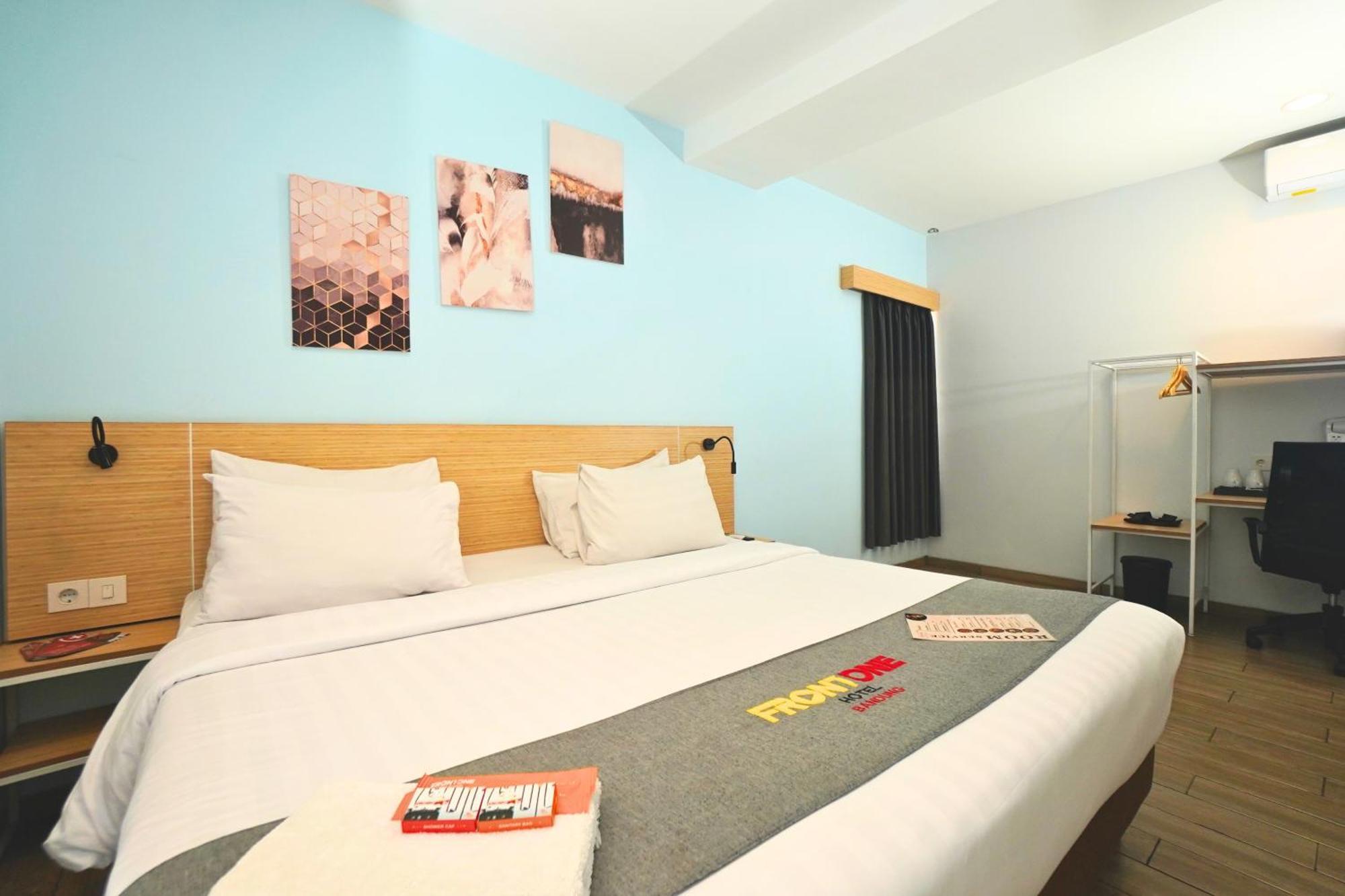 Front One Pasir Koja Hotel 3*