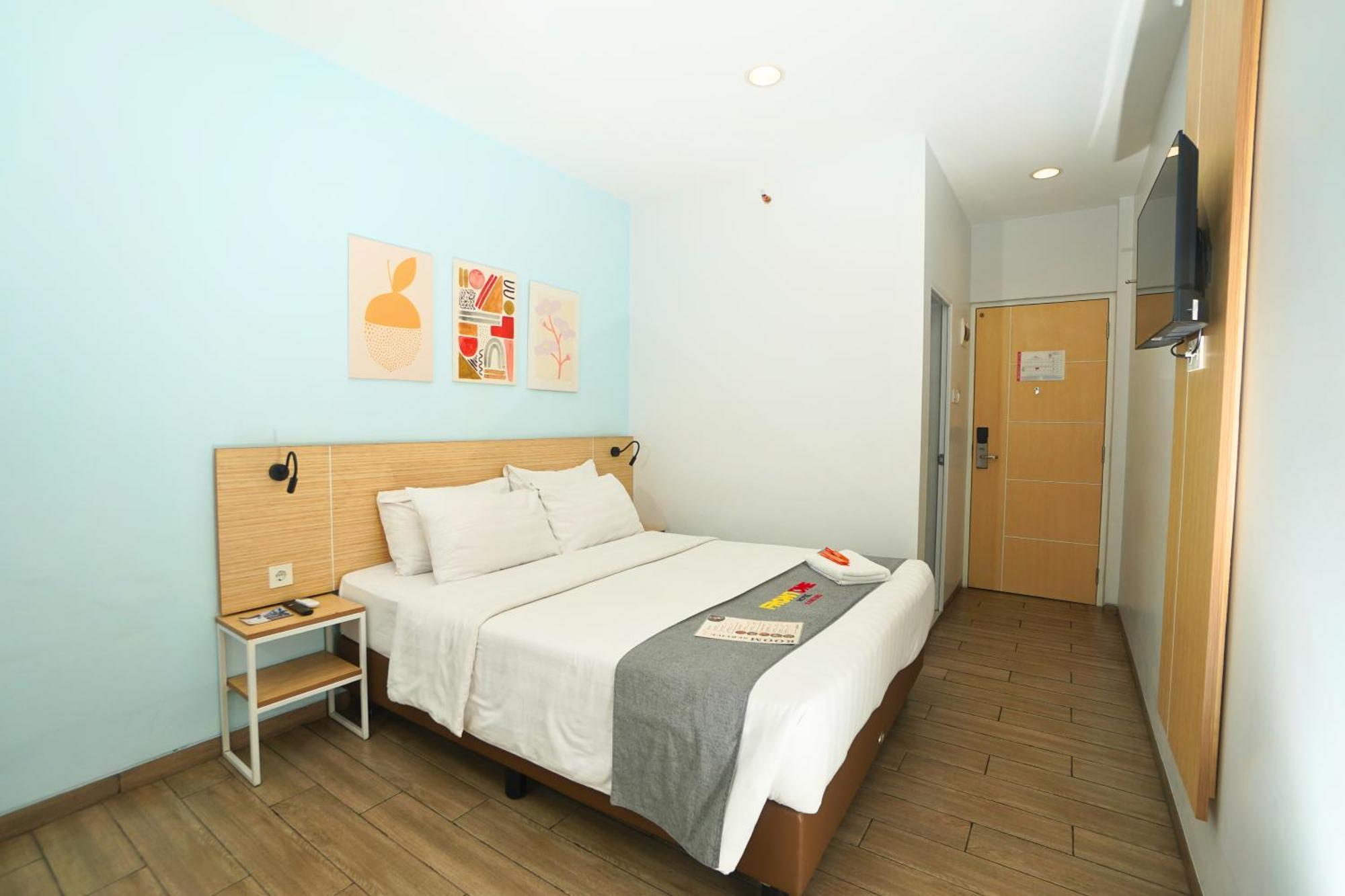 Front One Pasir Koja Hotel Bandung